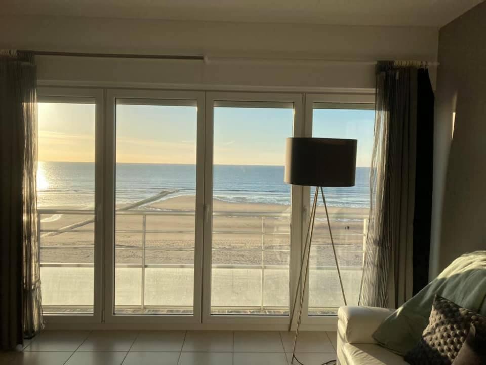 Knappe Studio Met Subliem Zeezicht! Ostende Extérieur photo